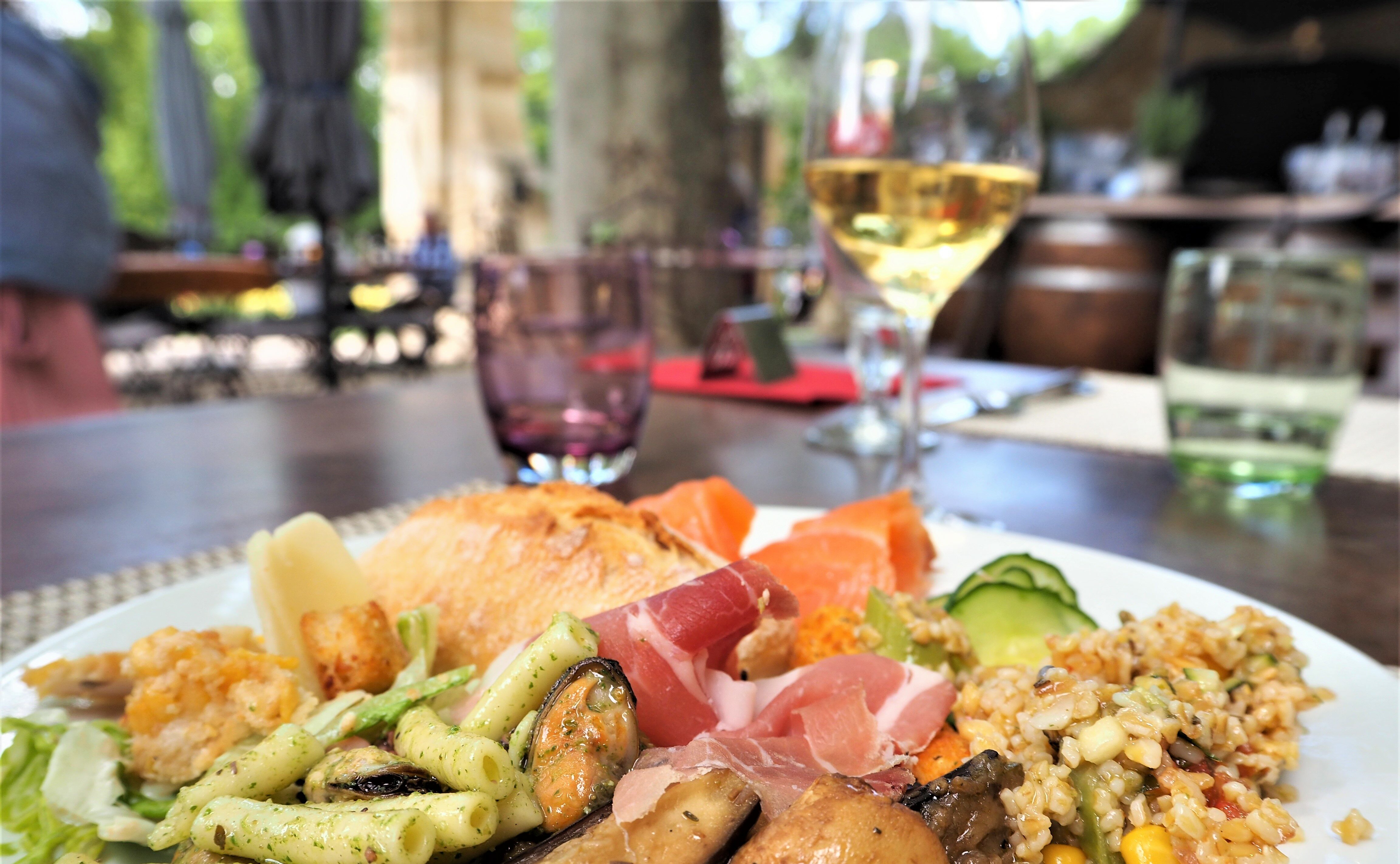 où bruncher dans le sud de la france chateau mogador