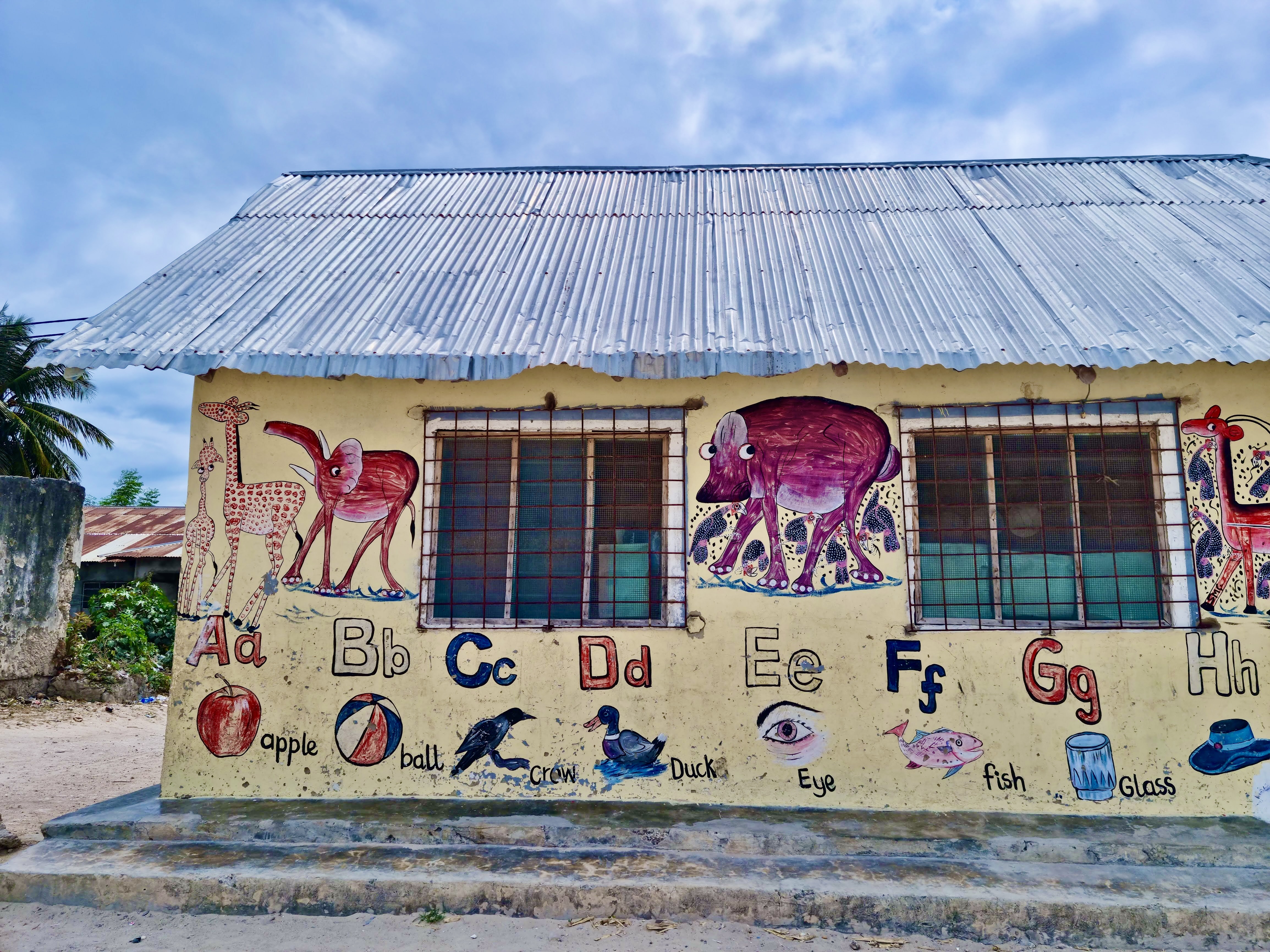 zanzibar ile ecole bwejuu