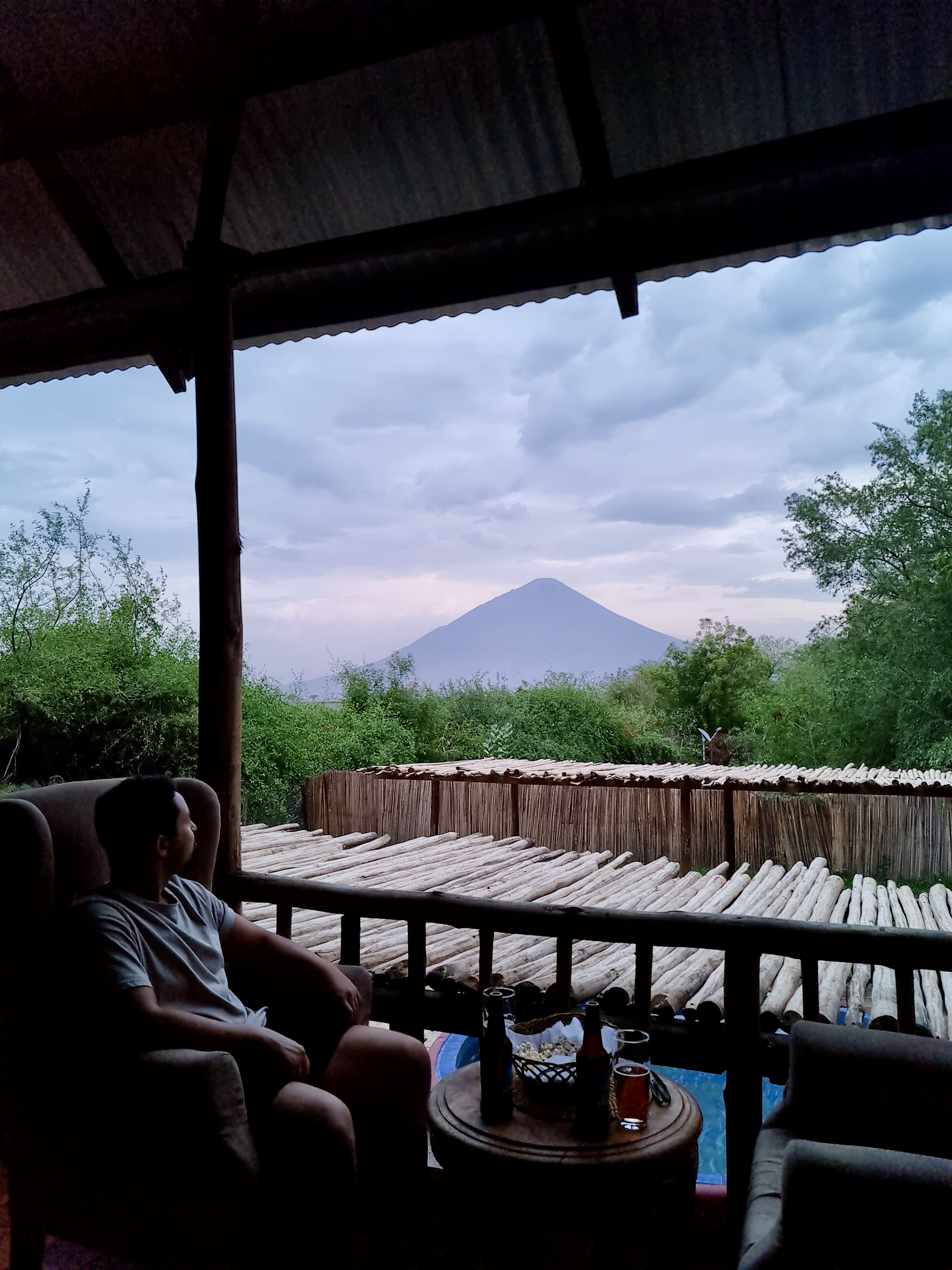 lodge river camp tanzanie natron