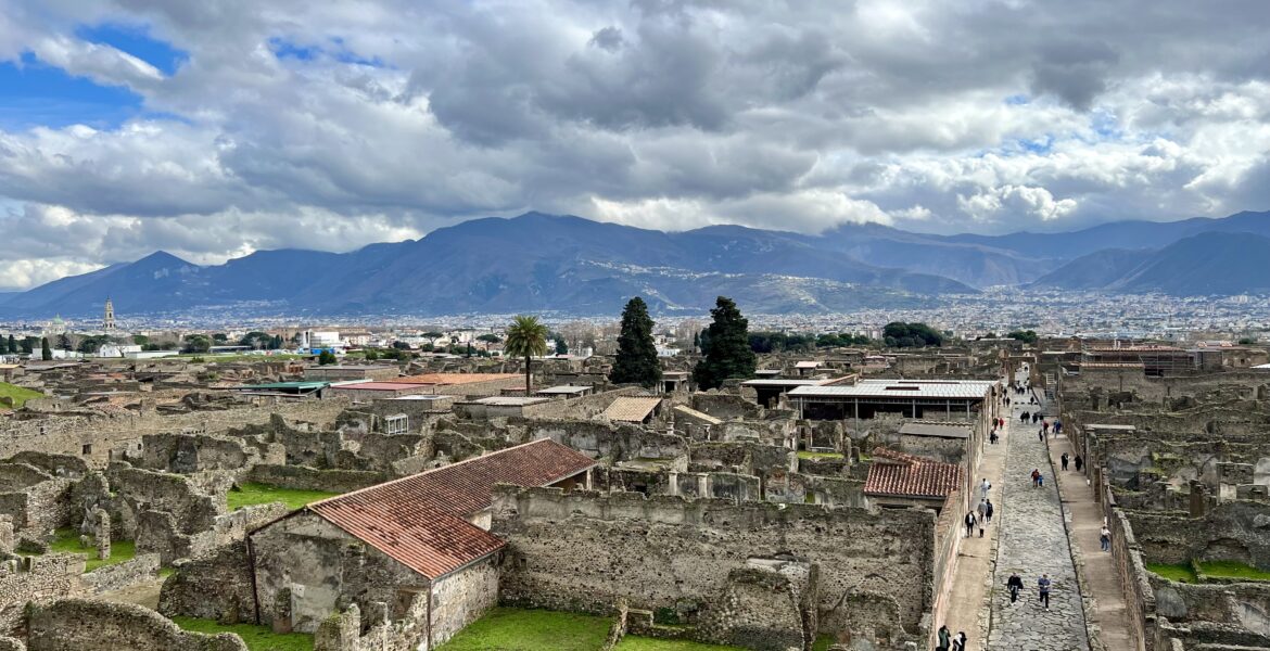 visiter pompei naples italie