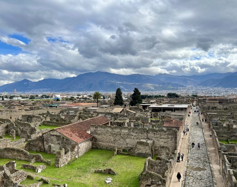 visiter pompei naples italie