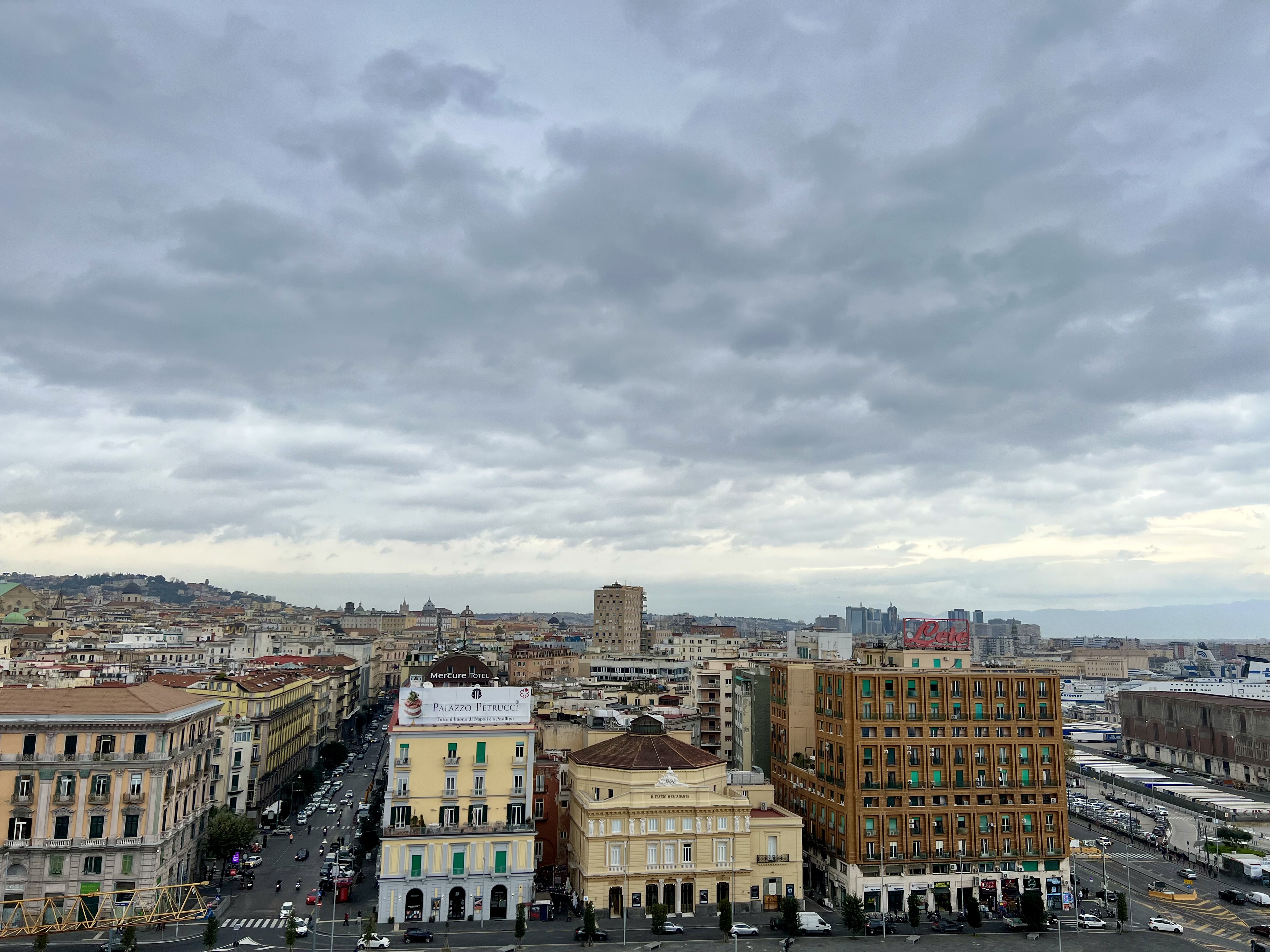 vue depuis le chateau a naples